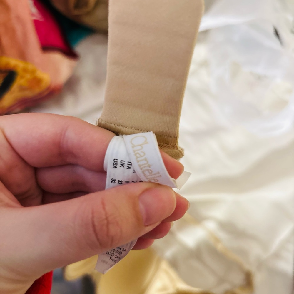 Chantelle Basic Invisible Smooth Nude Underwire B… - image 6